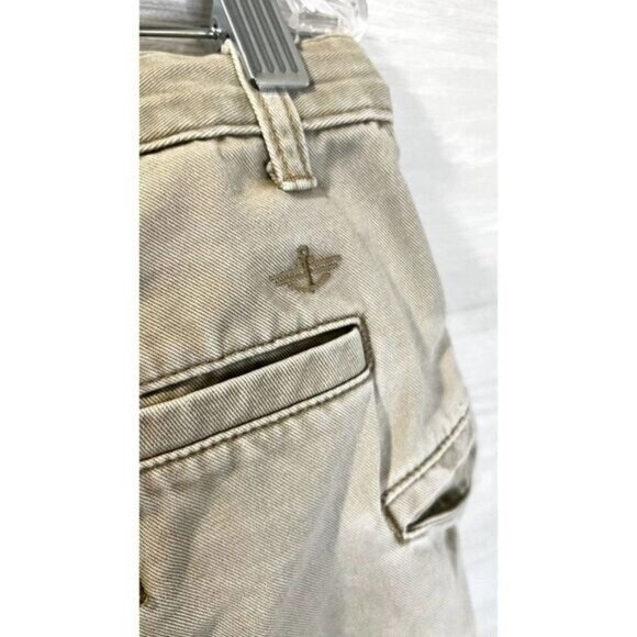 Dockers Mens Beige Casual Cotton Twill Flat-Front Shorts With Button‎ Closure - Picture 4 of 7